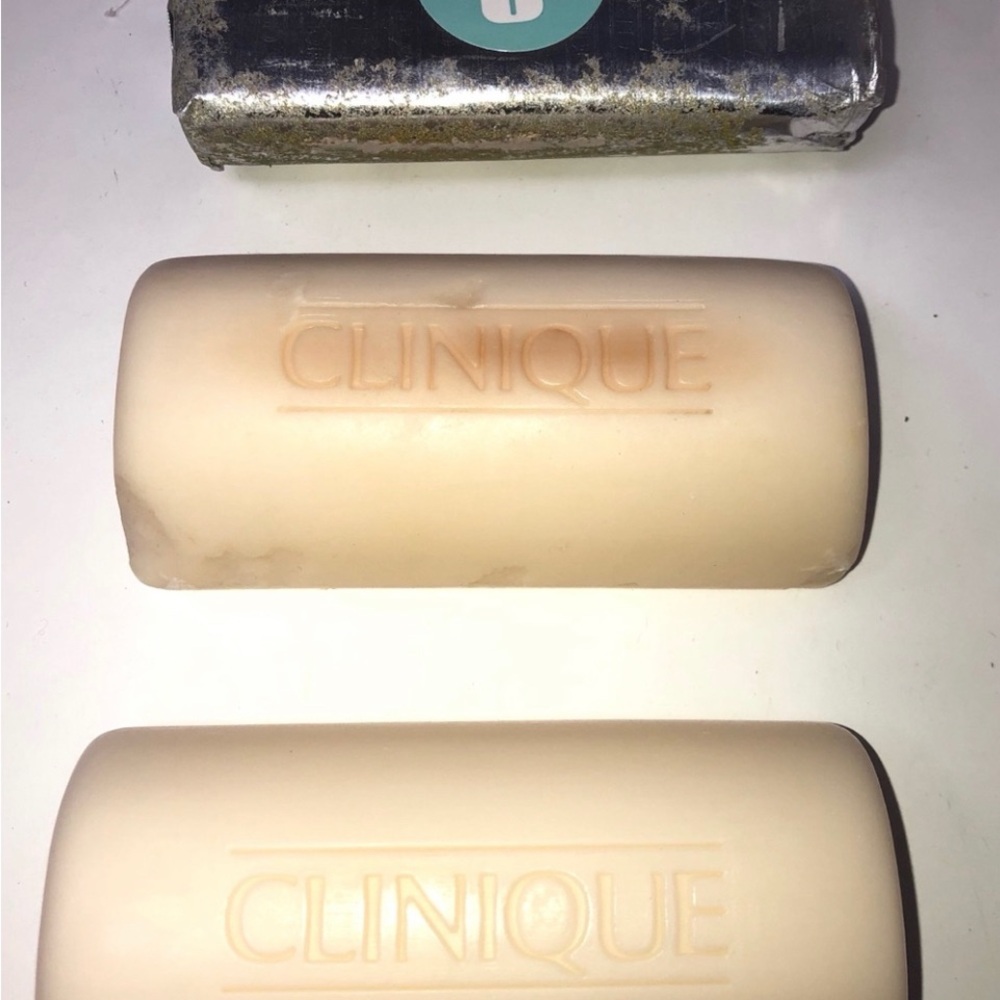 Clinique facial soap. 4 Bars included
